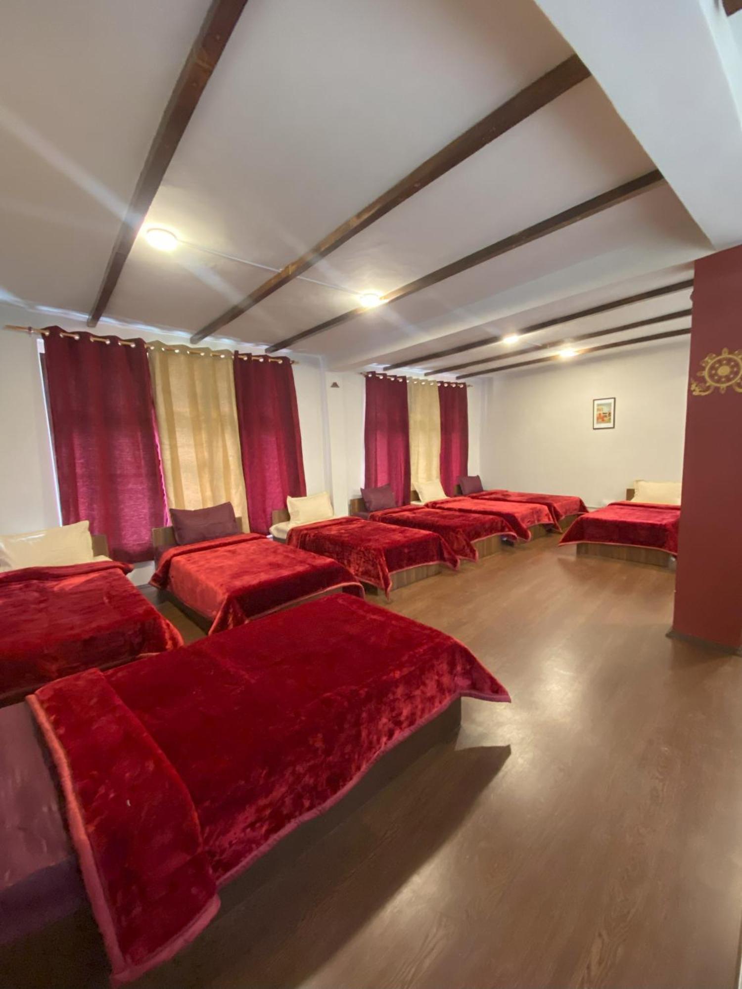 Kyelang Times Hostel Bagian luar foto