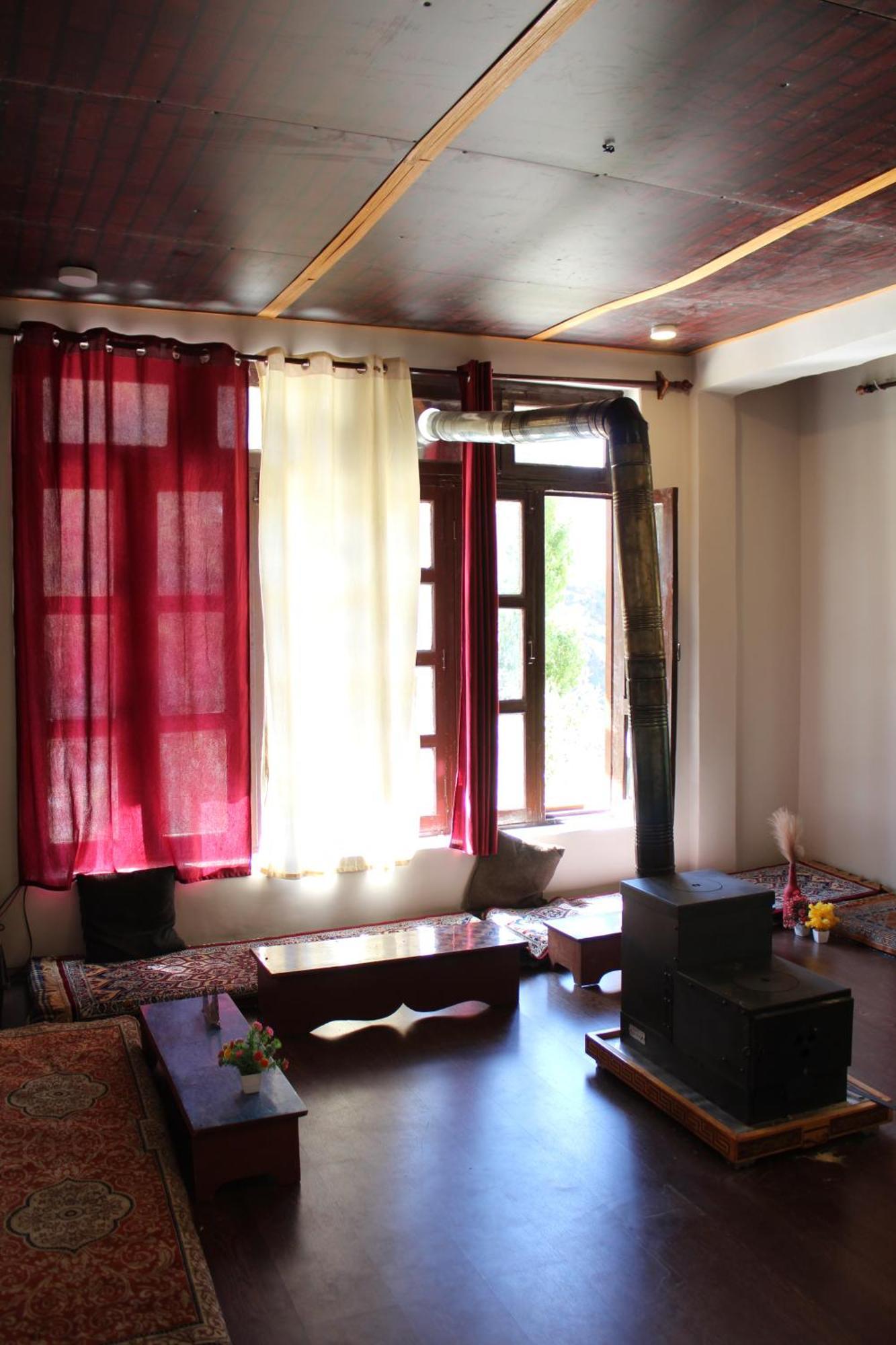 Kyelang Times Hostel Bagian luar foto